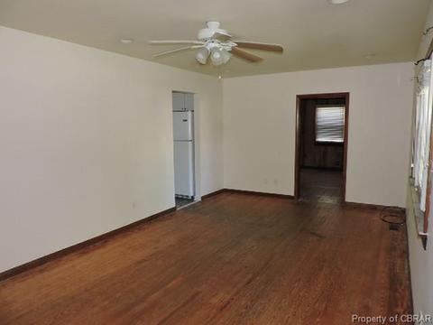 7971 Yacht Haven Rd, Gloucester Point, VA 23062 photo 2