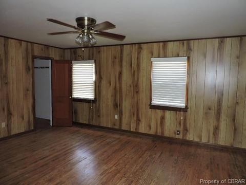 7971 Yacht Haven Rd, Gloucester Point, VA 23062 photo 3