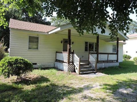 7971 Yacht Haven Rd, Gloucester Point, VA 23062 photo 1