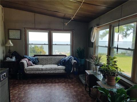 628 Eubank Landing Rd, Topping, VA 23169 photo 7