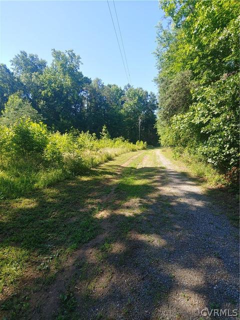 193 Riverview, Bumpass, VA 23024 photo 3