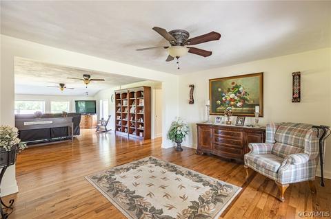 727 Eanes Rd, Kenbridge, VA 23944 photo 10
