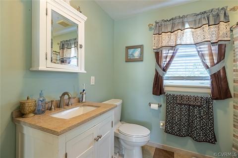 727 Eanes Rd, Kenbridge, VA 23944 photo 20