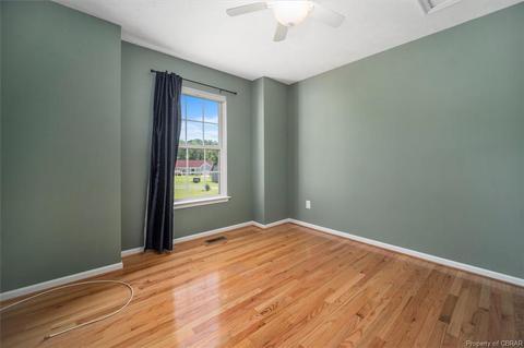 7412 Cox Cir, Gloucester, VA 23061 photo 16
