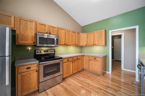 7412 Cox Cir, Gloucester, VA 23061 photo 11