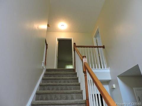 8286 Hamilton Dr, Gloucester, VA 23061 photo 11