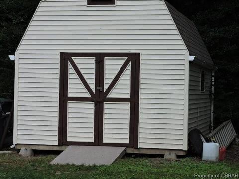 8286 Hamilton Dr, Gloucester, VA 23061 photo 25
