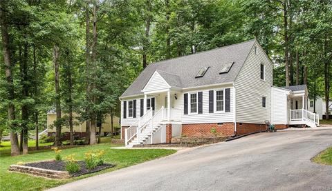 7105 Deer Run Ln, Midlothian, VA 23112 photo 2