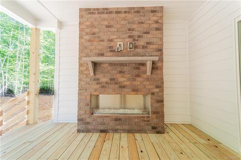 3641 E Rocketts Ridge Rd, Sandy Hook, VA 23153 photo 11