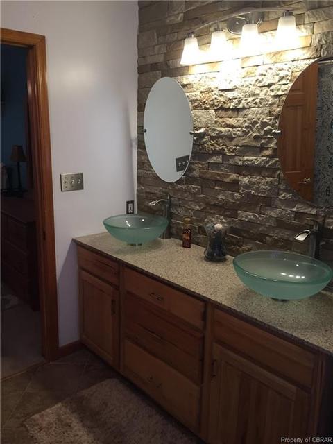 8007 Indian Rd, Gloucester, VA 23061 photo 8