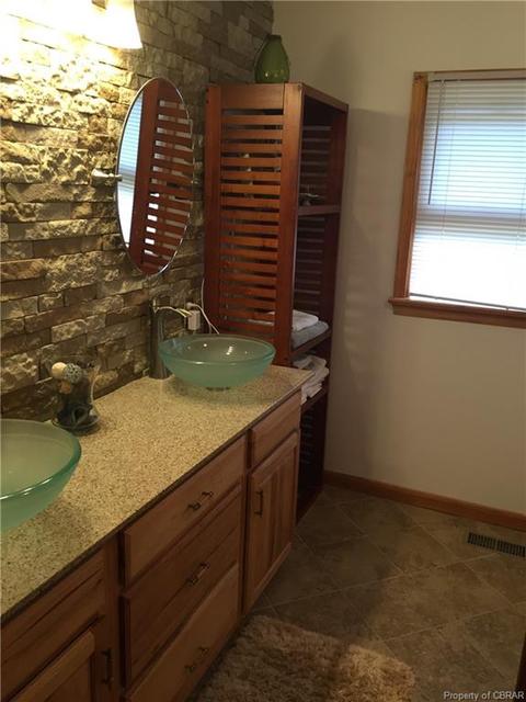 8007 Indian Rd, Gloucester, VA 23061 photo 7