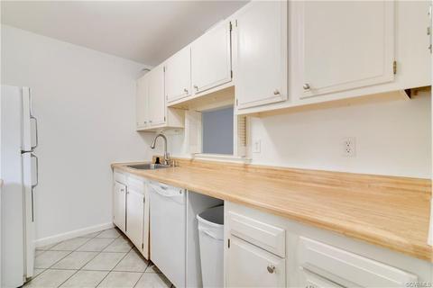 11731 S Briar Patch Dr, Midlothian, VA 23113 photo 9