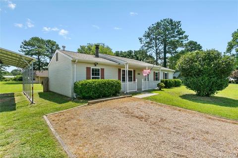 1875 Highland Dr, Gloucester Point, VA 23062 photo 1