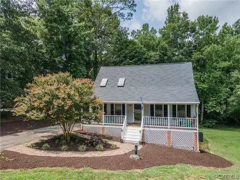 7406 Native Dancer Dr, Midlothian, VA 23112 photo 1