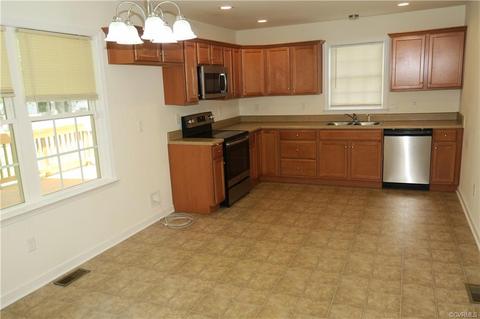4016 Evelake Rd, North Chesterfield, VA 23237 photo 8
