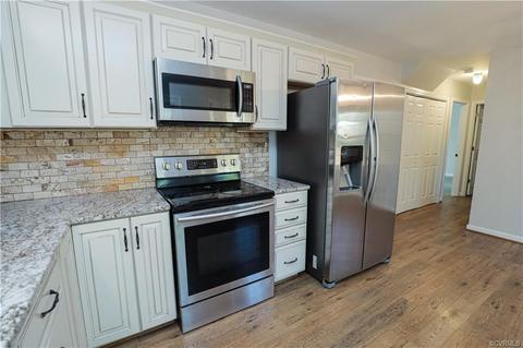 7103 Spring Trace Ct, Midlothian, VA 23112 photo 15