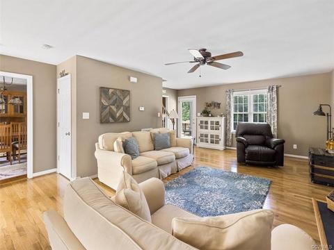 6118 Walking Path Ln, Midlothian, VA 23112 photo 4