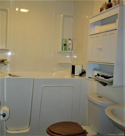 6472 Fleming Rilee, Gloucester, VA 23061 photo 13
