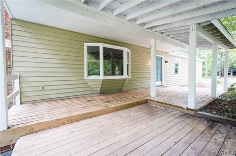 2462 E Deerpath Dr, Powhatan, VA 23139 photo 4