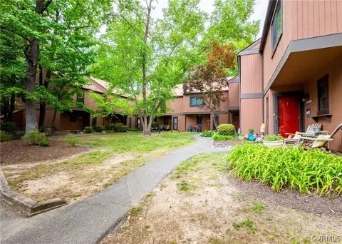 11802 S Briar Patch Dr, Midlothian, VA 23113 photo 5