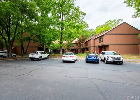 11802 S Briar Patch Dr, Midlothian, VA 23113 photo 6