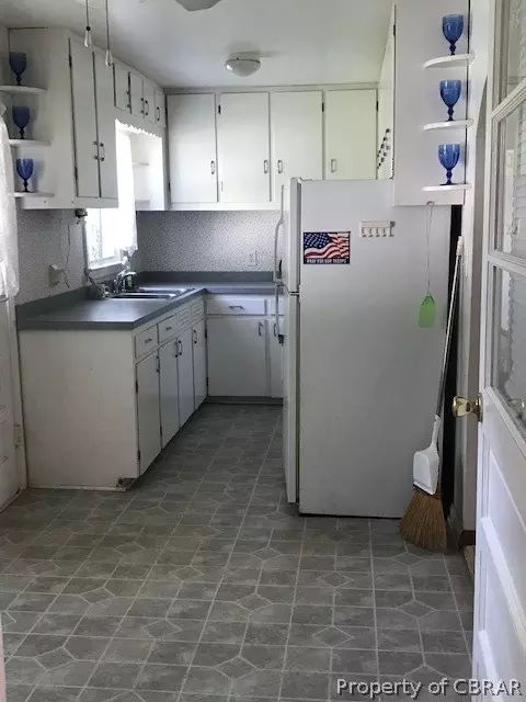 5245 Aberdeen Creek Rd, Gloucester, VA 23061 photo 11