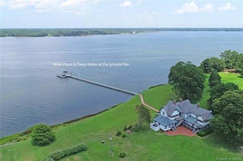 7298 Ditchley Pl, Gloucester, VA 23061 photo 3