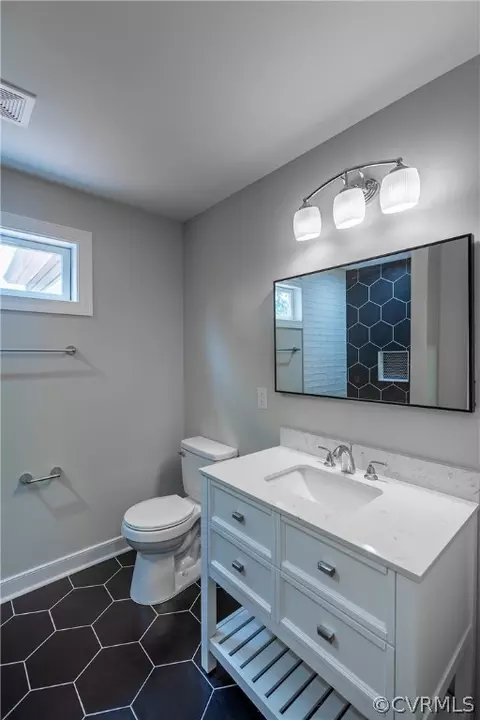 5525 Calvert Dr, Richmond, VA 23224 photo 8