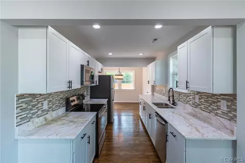 5525 Calvert Dr, Richmond, VA 23224 photo 3