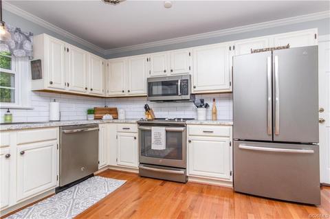 3902 Paces Ferry Rd, Chester, VA 23831 photo 8