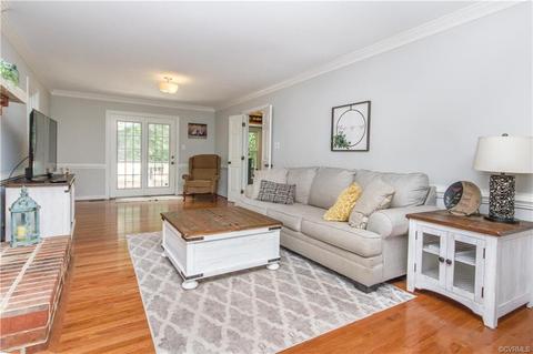 3902 Paces Ferry Rd, Chester, VA 23831 photo 3