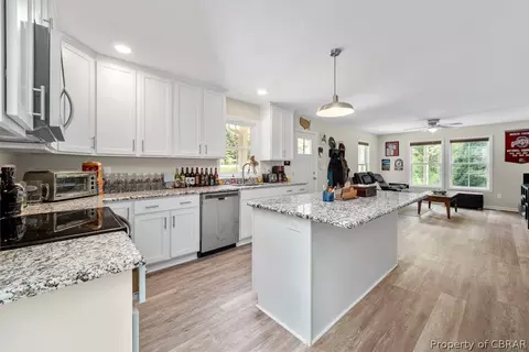 3798 Stream Dr, Gloucester, VA 23061 photo 14