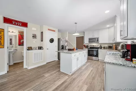 3798 Stream Dr, Gloucester, VA 23061 photo 12