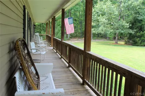 3237 Dixie Hill Rd, Buckingham, VA 23921 photo 6