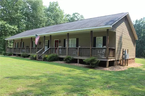 3237 Dixie Hill Rd, Buckingham, VA 23921 photo 1