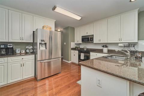 6407 Walnut Bend Dr, Midlothian, VA 23112 photo 14