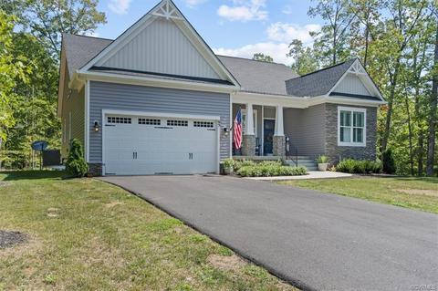 65 Hemlock Dr, Troy, VA 22974 photo 2