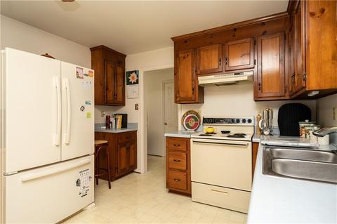 1012 Mill Forest Dr, Midlothian, VA 23113 photo 8