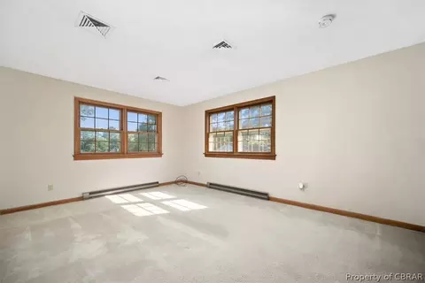 7783 Jordan Rd, Gloucester Point, VA 23062 photo 28
