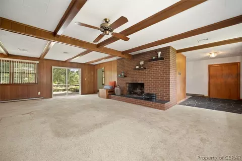 7783 Jordan Rd, Gloucester Point, VA 23062 photo 11