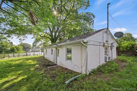 7783 Jordan Rd, Gloucester Point, VA 23062 photo 41