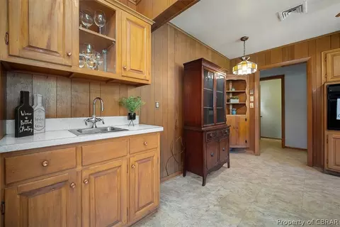 7783 Jordan Rd, Gloucester Point, VA 23062 photo 17