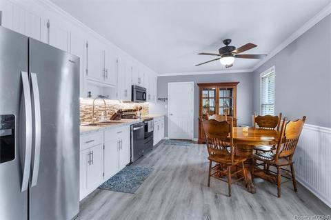 6599 Kimberly Dr, Gloucester, VA 23061 photo 10