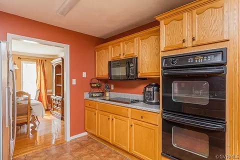 5400 Beaver Spring Rd, Midlothian, VA 23112 photo 12