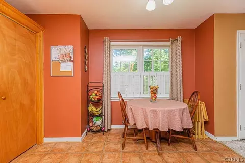 5400 Beaver Spring Rd, Midlothian, VA 23112 photo 17
