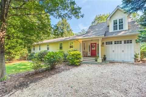 239 Baker Rd, Topping, VA 23169 photo 2