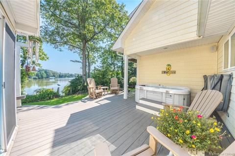 239 Baker Rd, Topping, VA 23169 photo 4