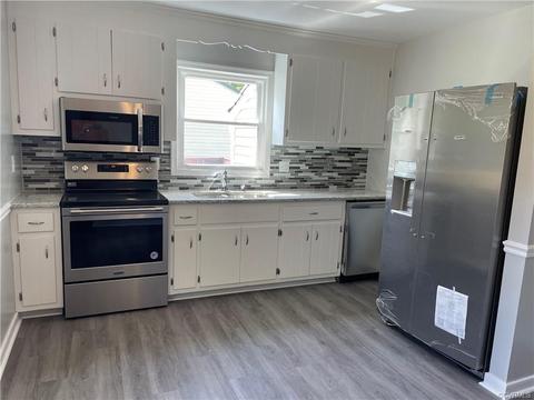 4537 Twelveoaks Rd, Midlothian, VA 23112 photo 2
