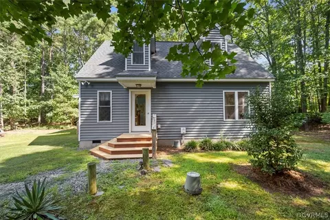 322 Willow Ln, Wake, VA 23176 photo 1