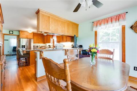 19070 Halifax Rd, Carson, VA 23830 photo 11